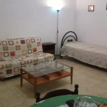 Casa Vacanze Con Giardino Ad 1 Km Da Castro Vignacastrisi